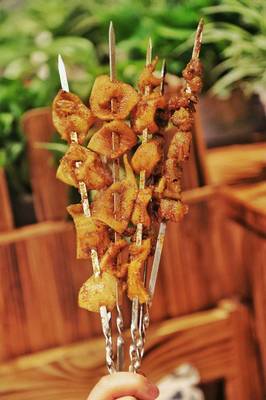 易建聯、蘇有朋都愛的羊肉店終于來如皋了!來就送你半斤羊肉!