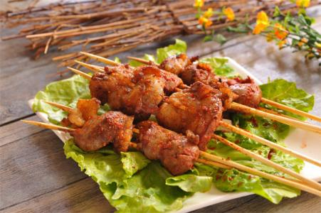 醒醒吧！烤羊腰和韭菜不補(bǔ)腎，烤全羊也非補(bǔ)腎良方