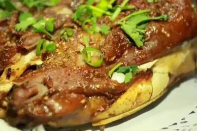 尋味包頭 二十年老店，從午間羊雜到午夜烤全羊的舌尖盛宴